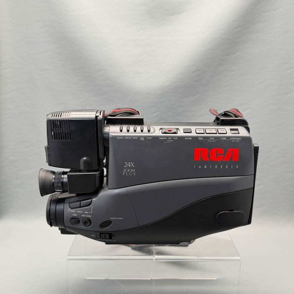 RCA CC547 VHS Camcorder Movie Camera 24x Zoom Bundle Charger Manual FOR PARTS - Picture 3 of 16